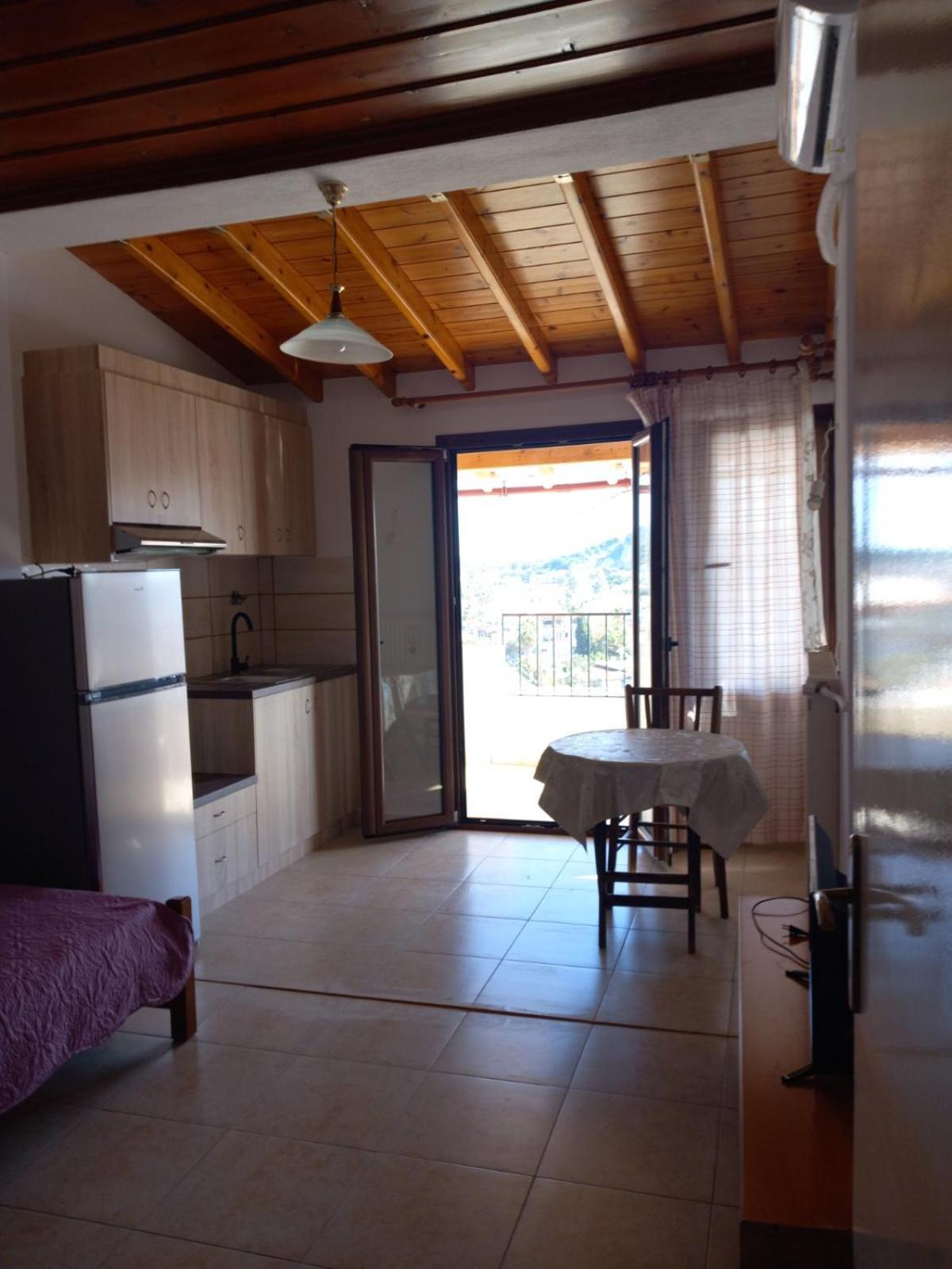 העיירה סקיאתוס Katerinas Apartmens מראה חיצוני תמונה