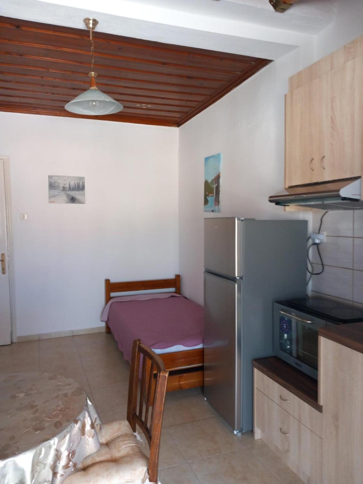 העיירה סקיאתוס Katerinas Apartmens מראה חיצוני תמונה