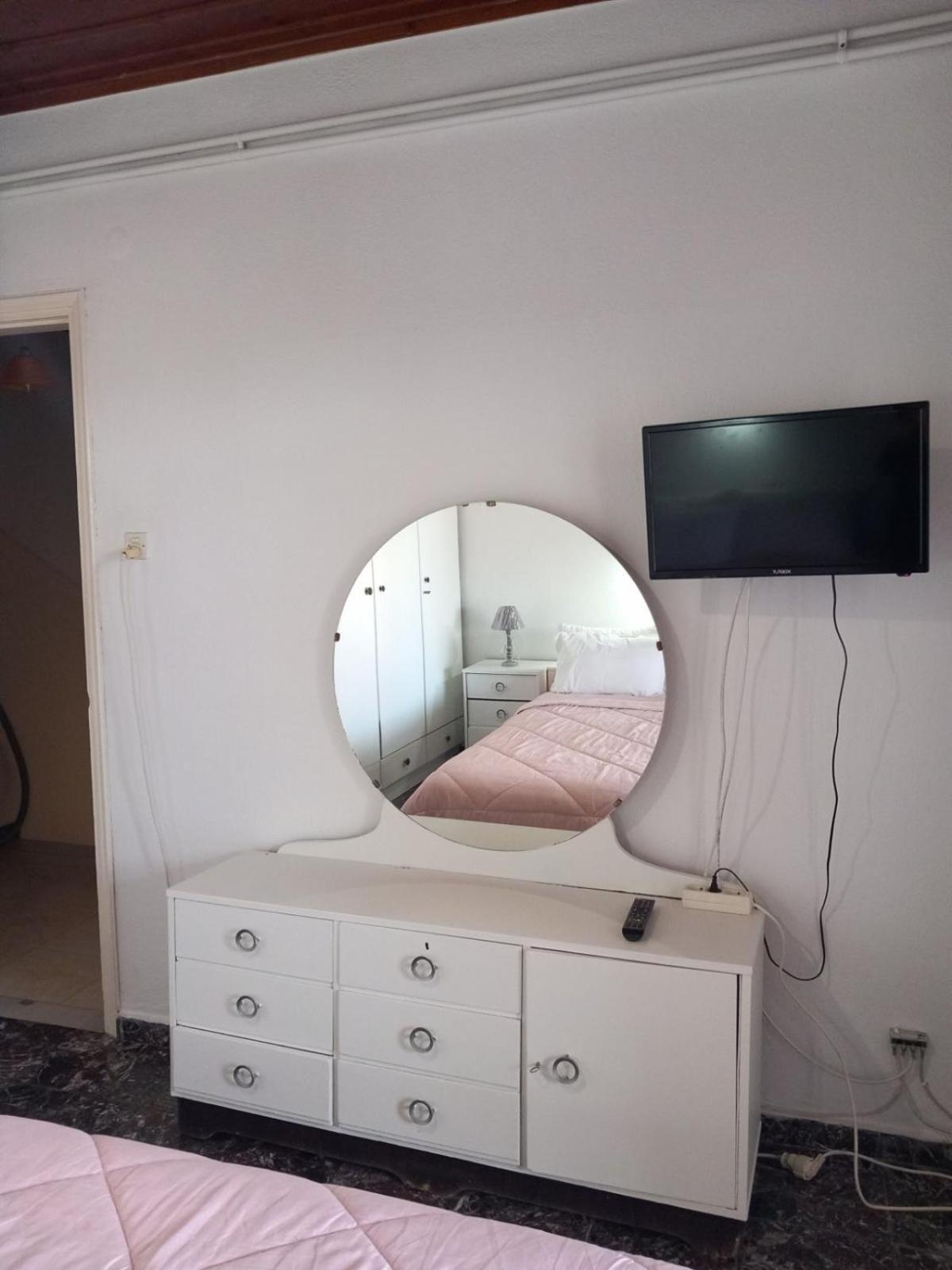 העיירה סקיאתוס Katerinas Apartmens מראה חיצוני תמונה