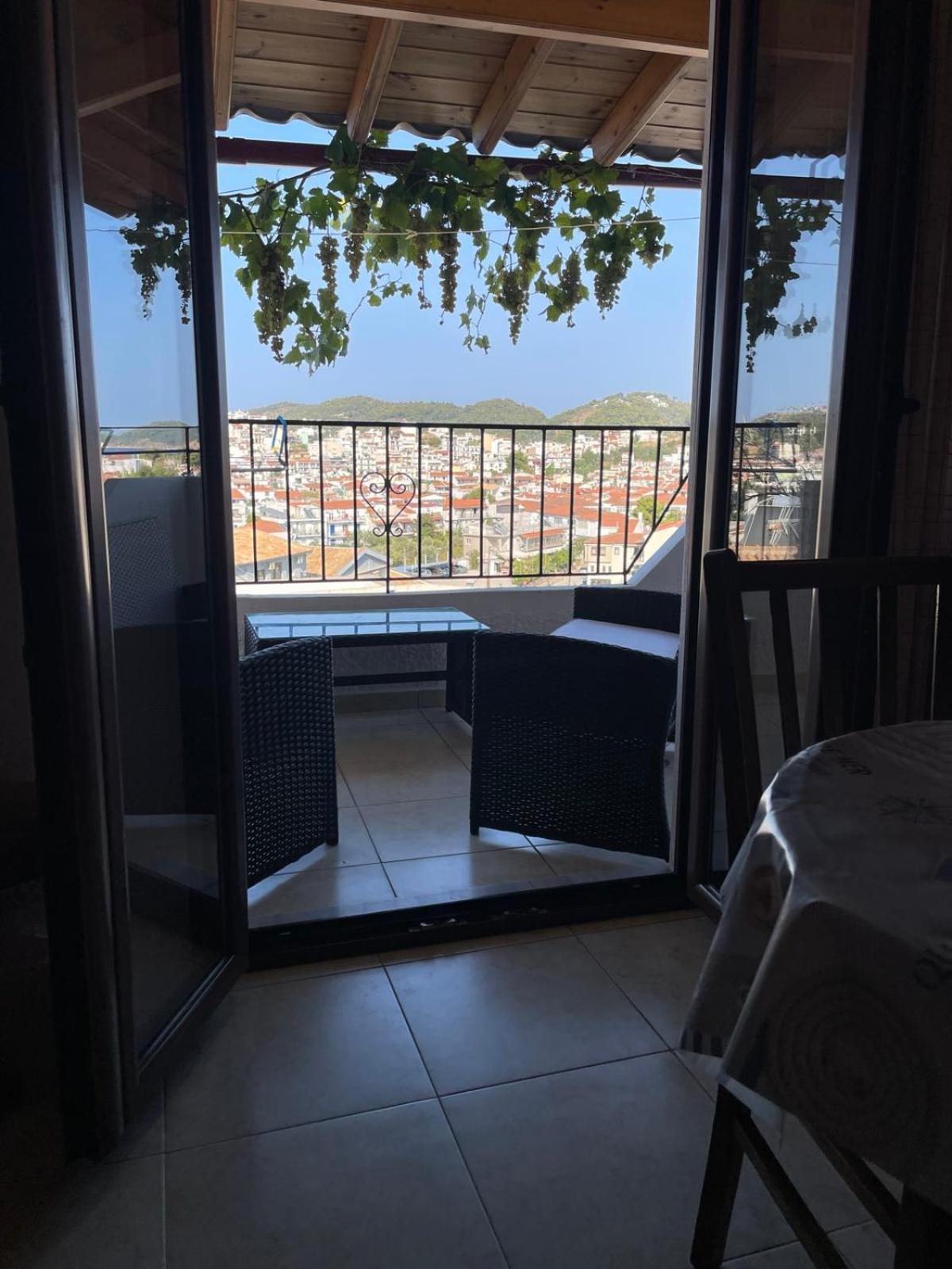 העיירה סקיאתוס Katerinas Apartmens מראה חיצוני תמונה