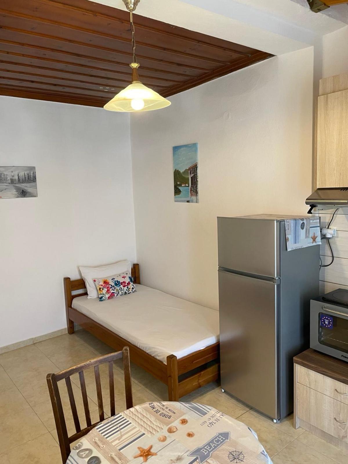 העיירה סקיאתוס Katerinas Apartmens מראה חיצוני תמונה